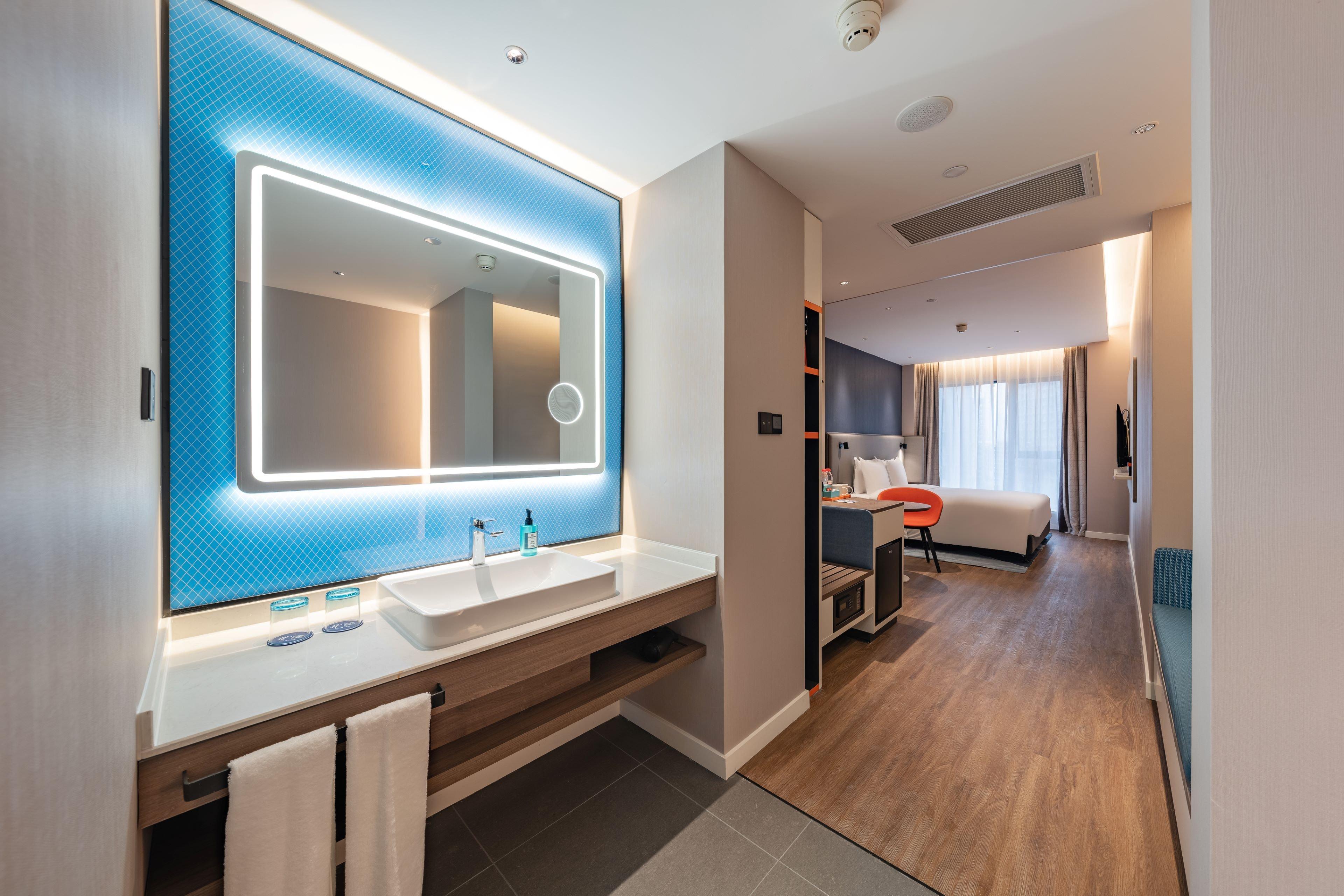 Holiday Inn Express Shanghai Expo Centre By Ihg Exterior photo