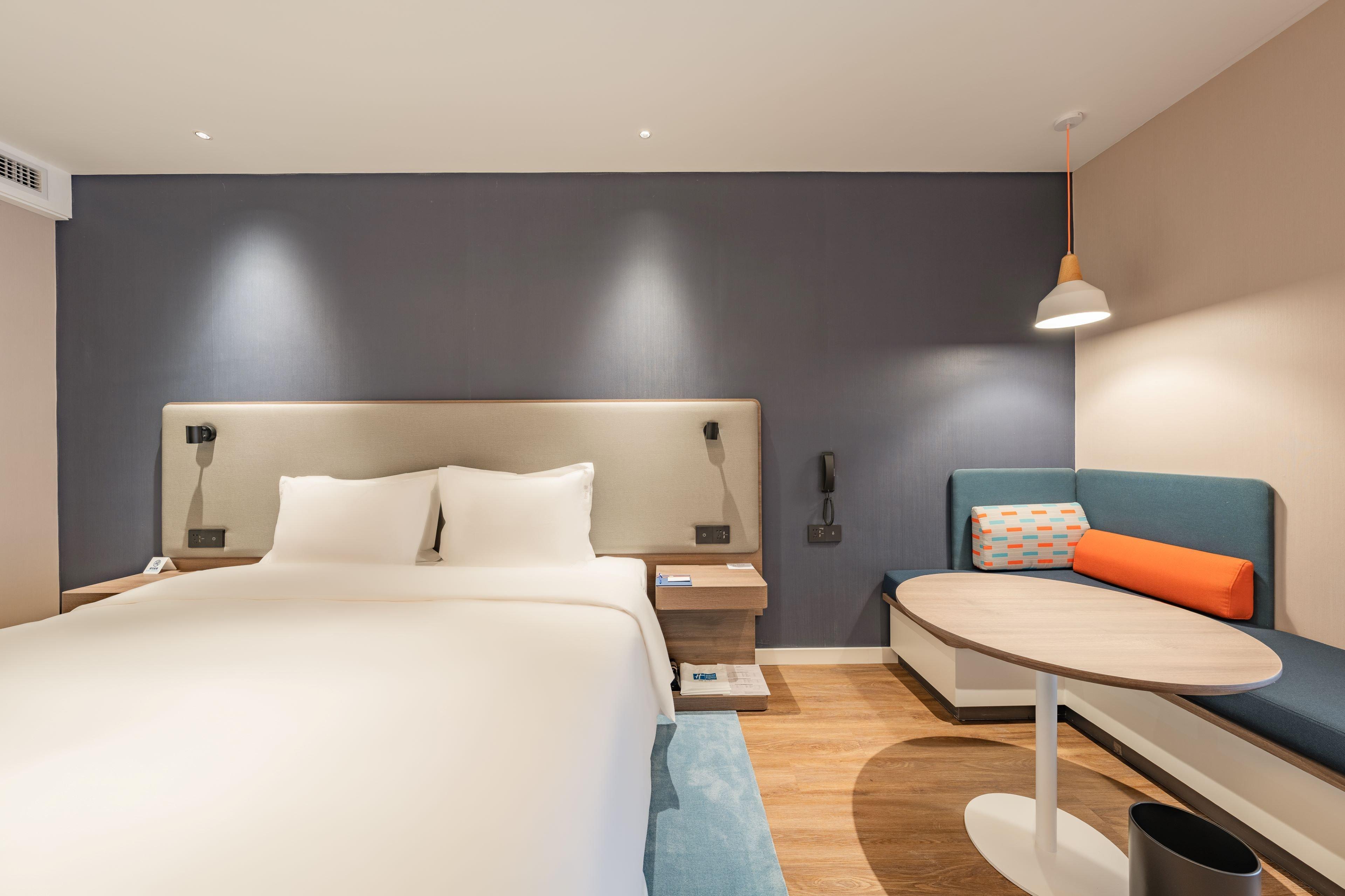 Holiday Inn Express Shanghai Expo Centre By Ihg Exterior photo